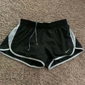 Women small nike Dri-Fit shorts with liner
